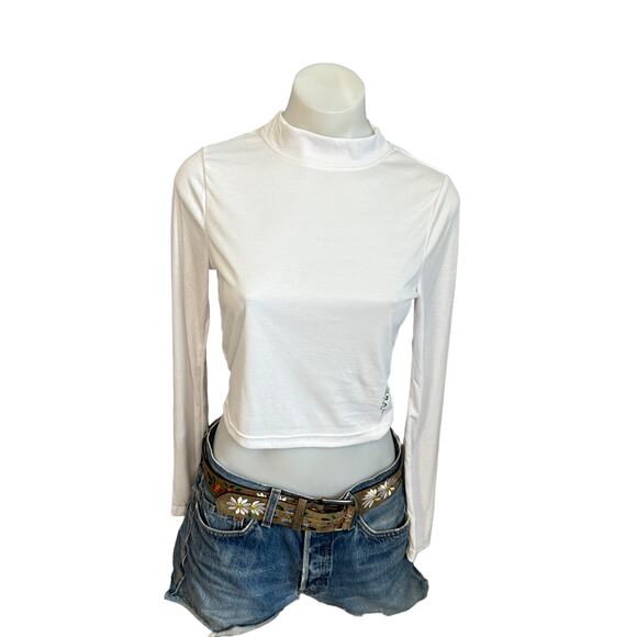 KORAL White Long Sleeve Crop Top MEDIUM Ribbed Mock Neck Logo Marlow $85 NEW - Picture 3 of 10